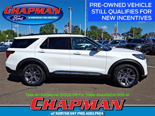 2025 Ford Explorer photo 5