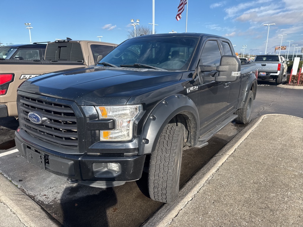 2016 Ford F-150 XLT's photo