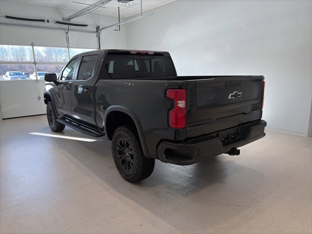2026 Chevrolet Silverado 1500 ZR2 photo 3
