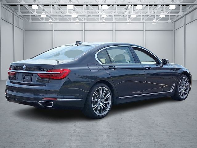 2019 Bmw 750i xDrive Sedan photo 4