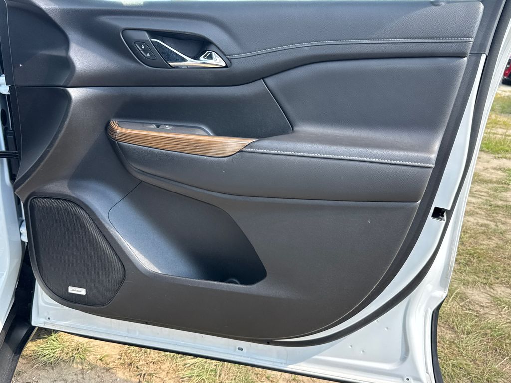 2022 Gmc Acadia SLE photo 11