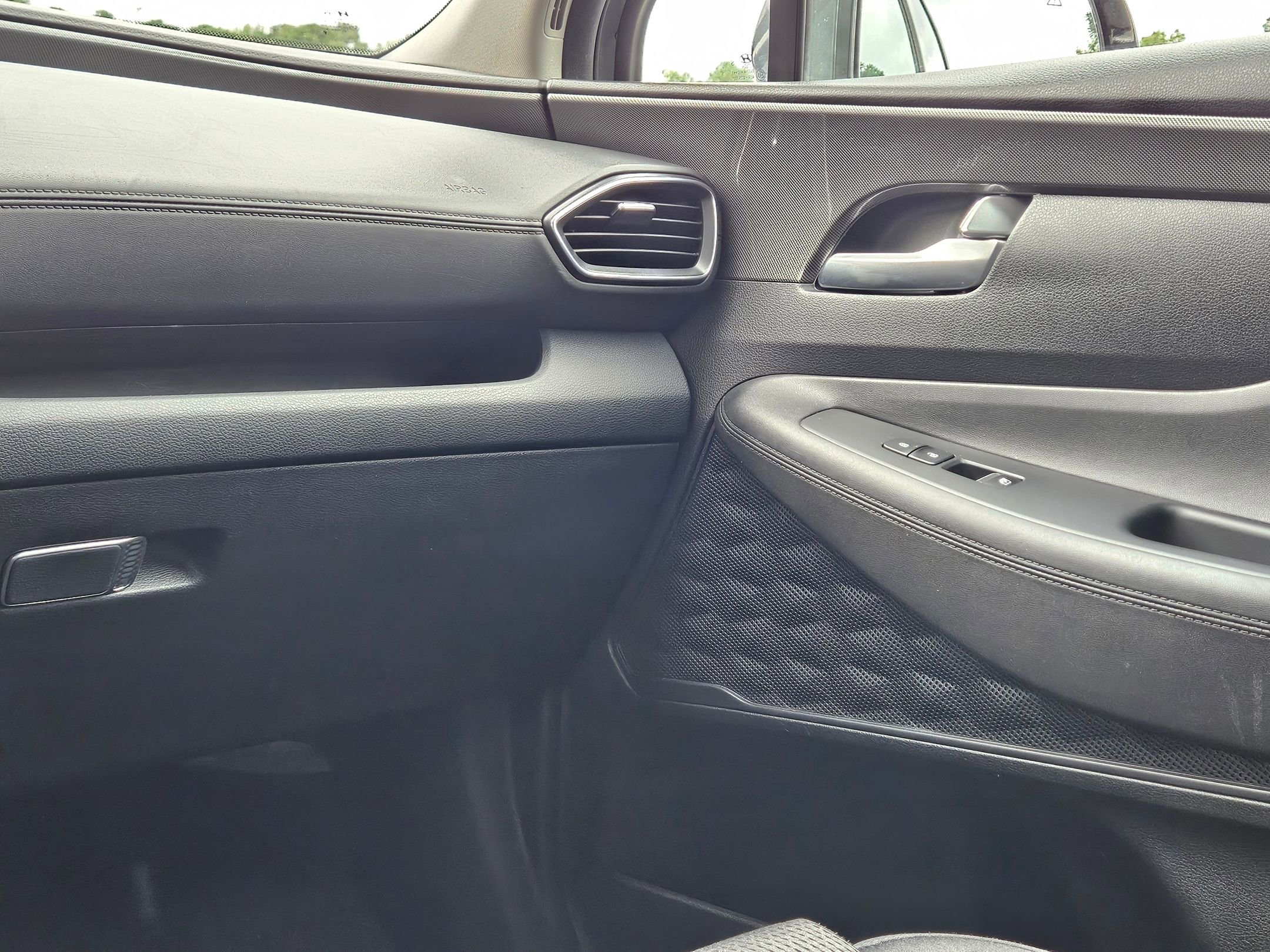 2023 Hyundai Santa Fe SEL photo 10