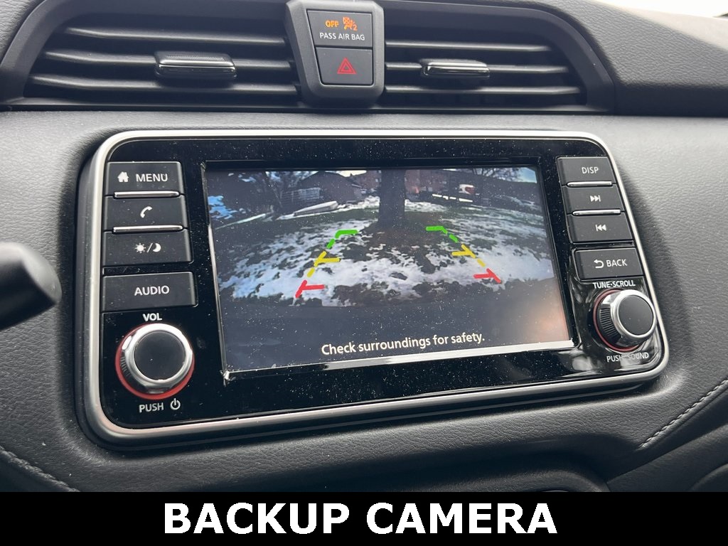 2024 Nissan Versa 1.6 S photo 3