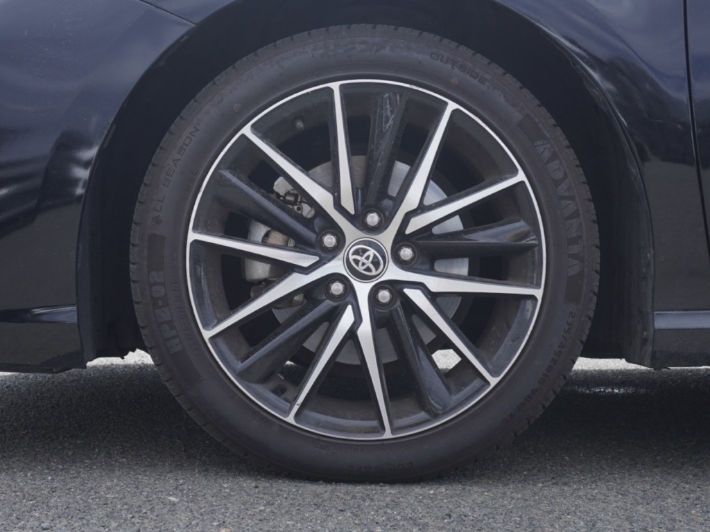 2023 Toyota Camry SE photo 9