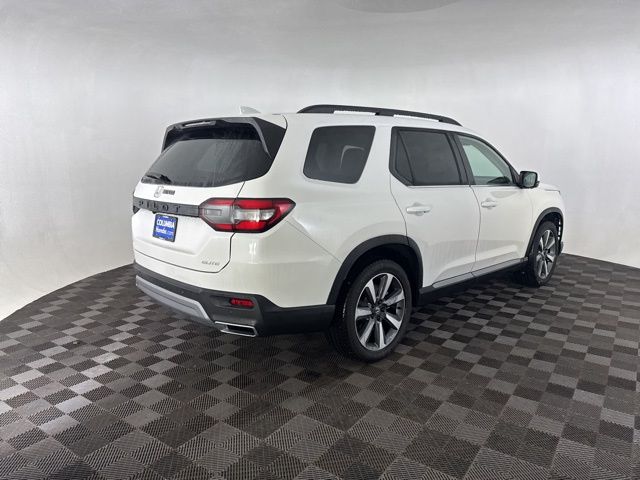 2025 Honda Pilot Elite photo 4