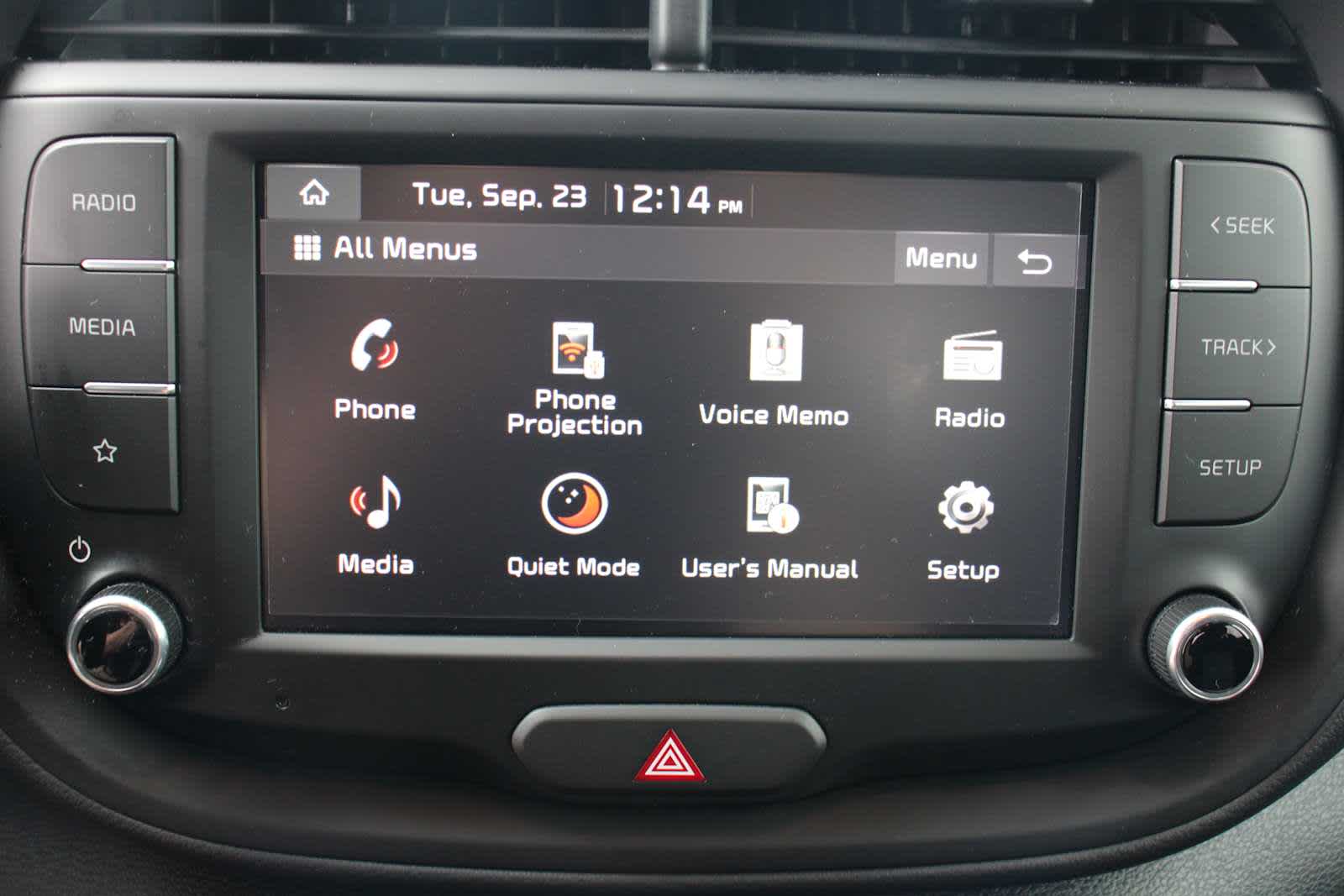 2024 Kia Soul LX photo 17