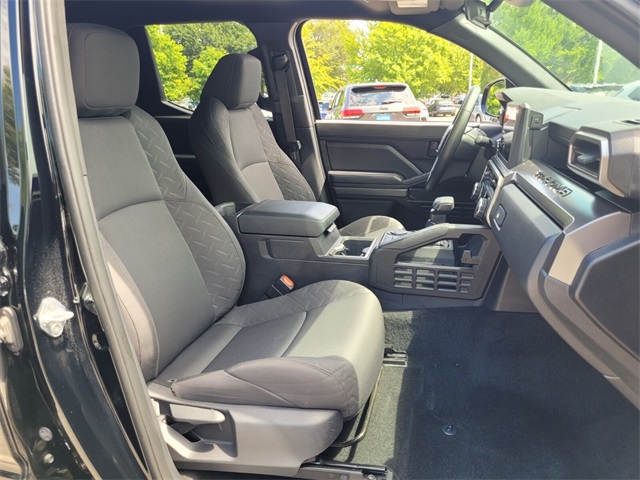 2024 Toyota Tacoma SR5 photo 13