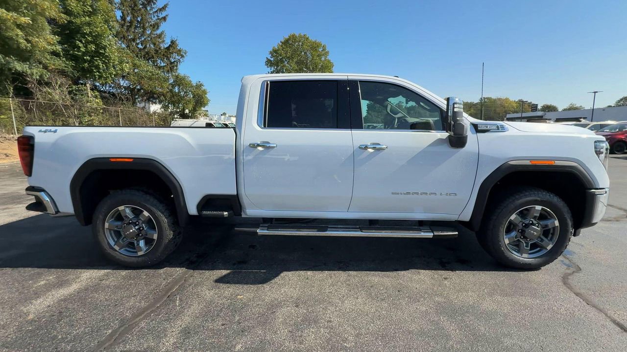 2026 Gmc Sierra 2500 HD SLT photo 9