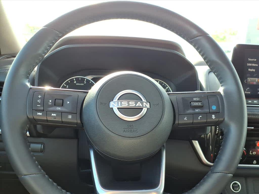 2022 Nissan Rogue SV photo 24