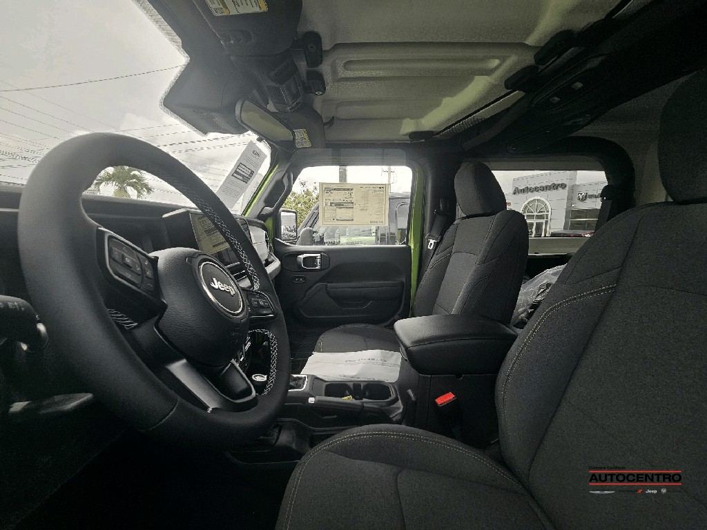 2025 Jeep Wrangler Sport photo 3