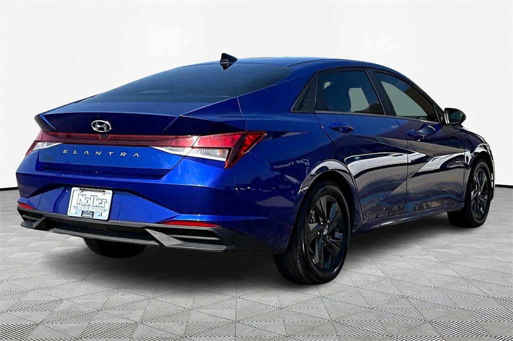 Used 2023 Hyundai Elantra SEL with VIN 5NPLM4AG8PH096039 for sale in Kansas City