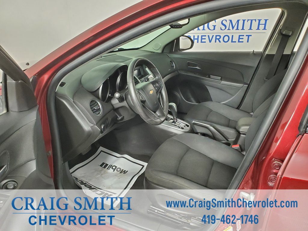 2016 Chevrolet Cruze LT photo 3