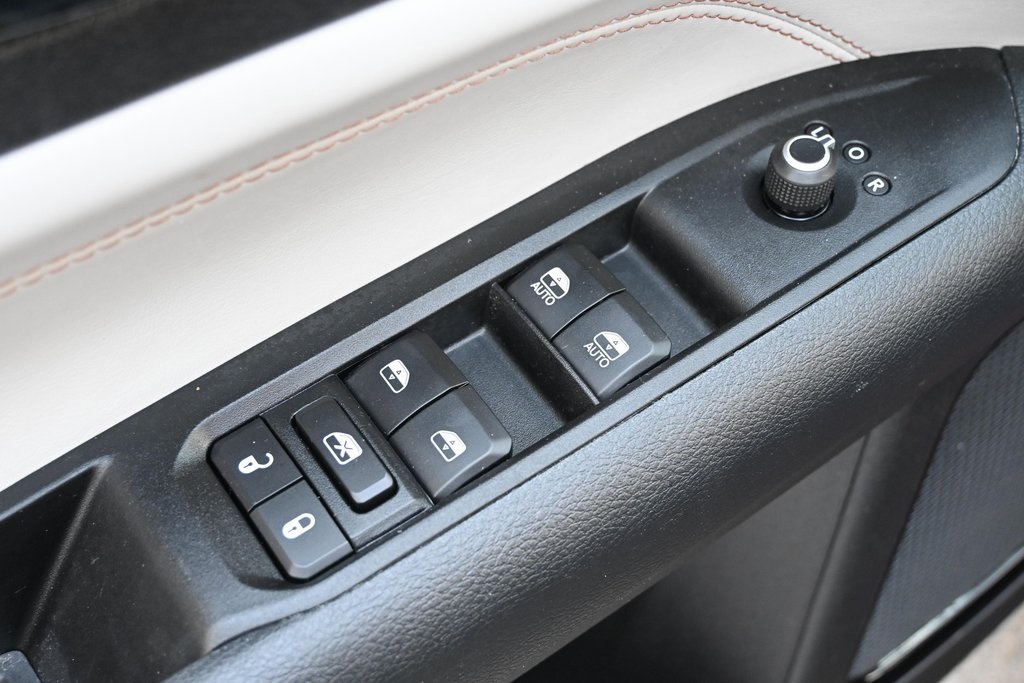2022 Jeep Compass Limited photo 18