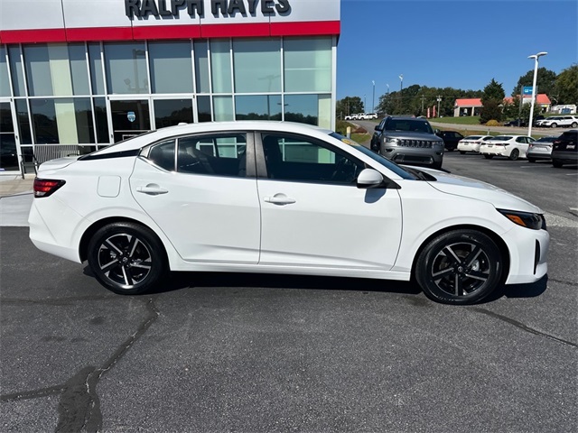 2024 Nissan Sentra SV photo 2
