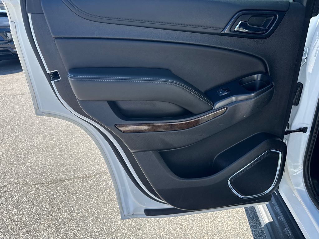 2019 Chevrolet Tahoe LT photo 22