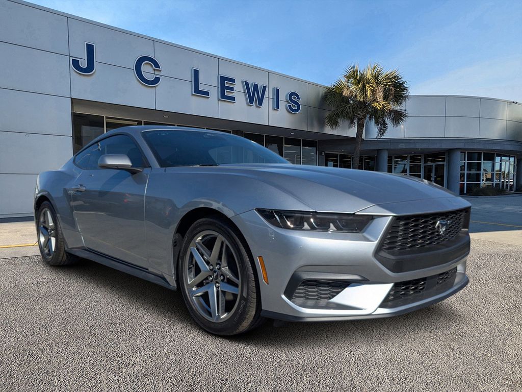 2025 Ford Mustang EcoBoost's photo