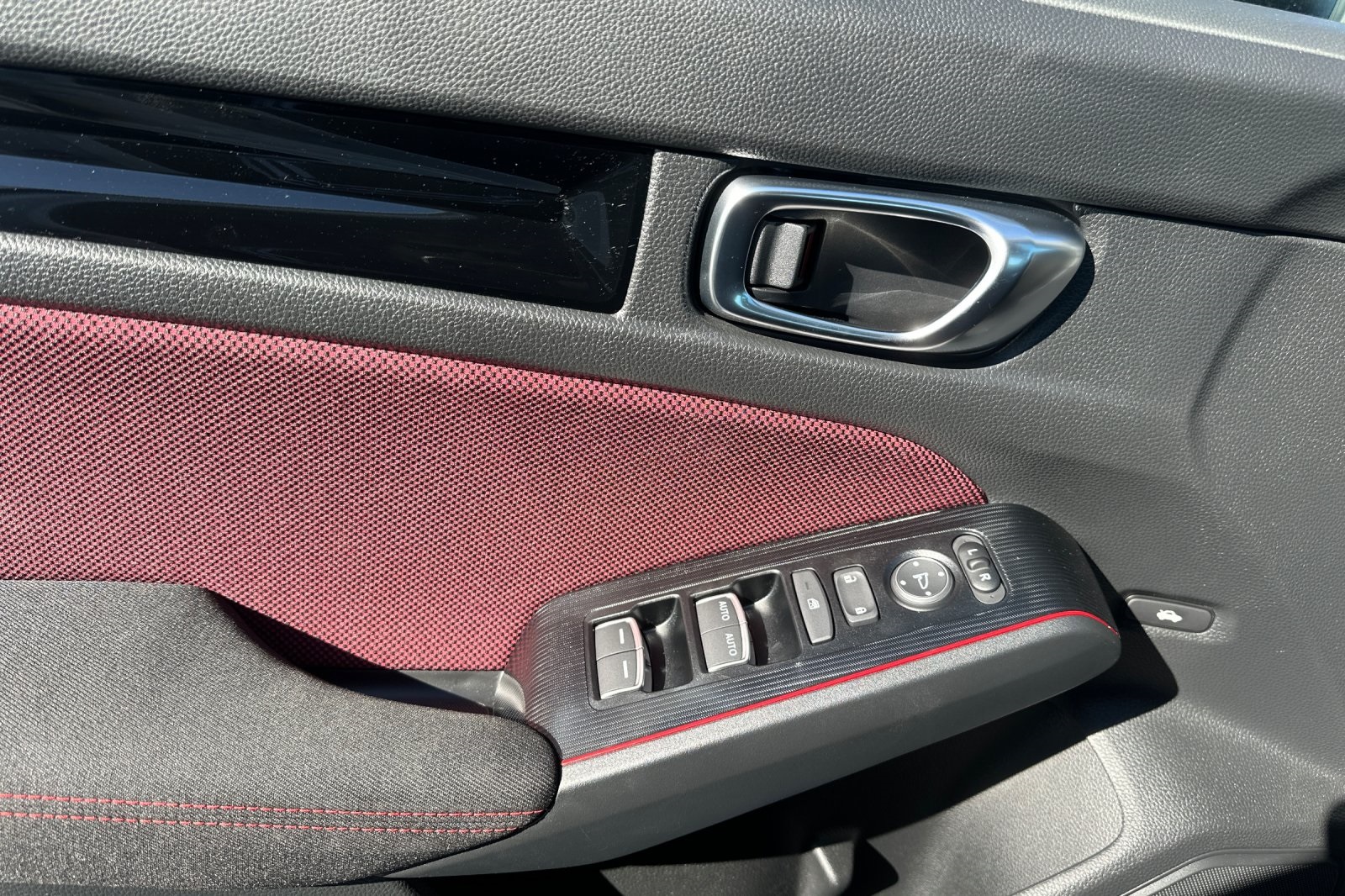 2025 Honda Civic Si photo 10
