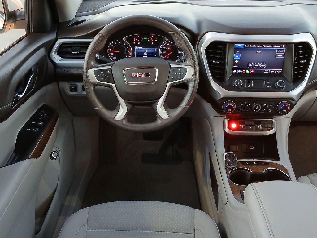 2023 Gmc Acadia SLE photo 8
