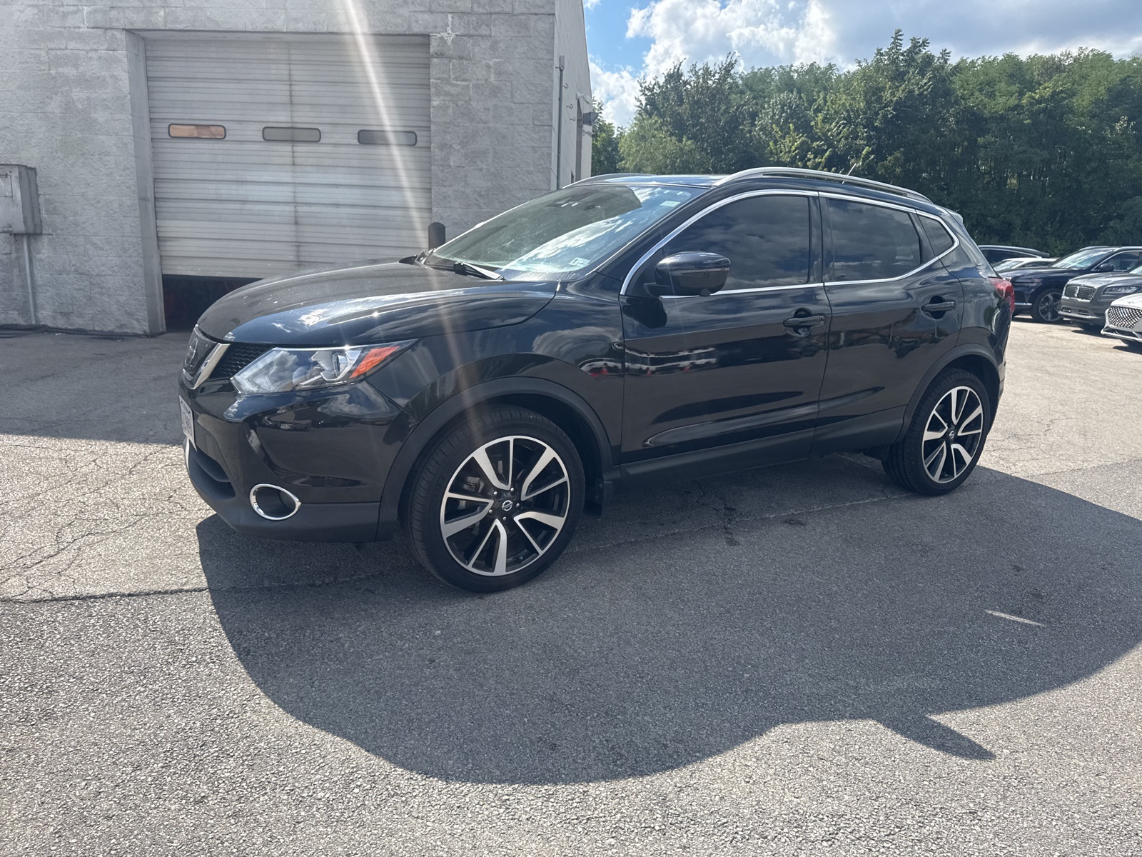 2019 Nissan Rogue Sport SL photo 2