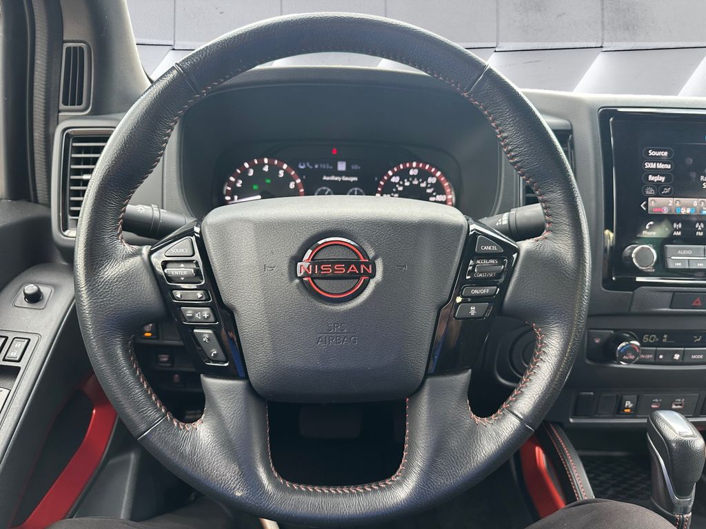 2023 Nissan Frontier PRO-X photo 8