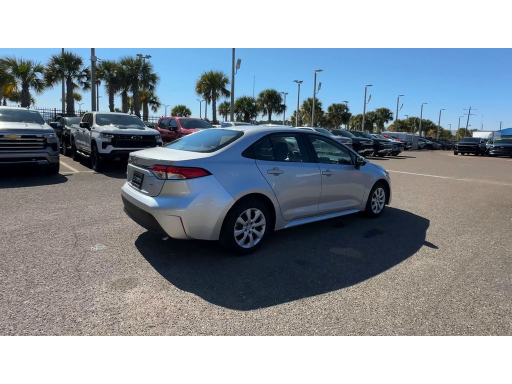 Used 2024 Toyota Corolla LE with VIN 5YFB4MDE4RP191743 for sale in Kansas City