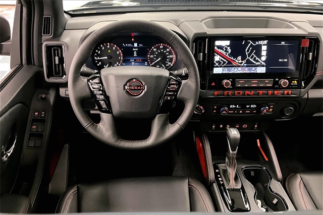 2025 Nissan Frontier PRO-4X photo 19