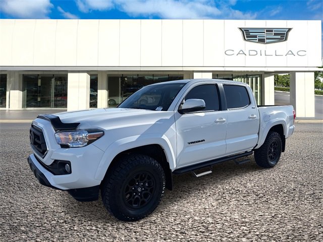 2022 Toyota Tacoma SR5's photo