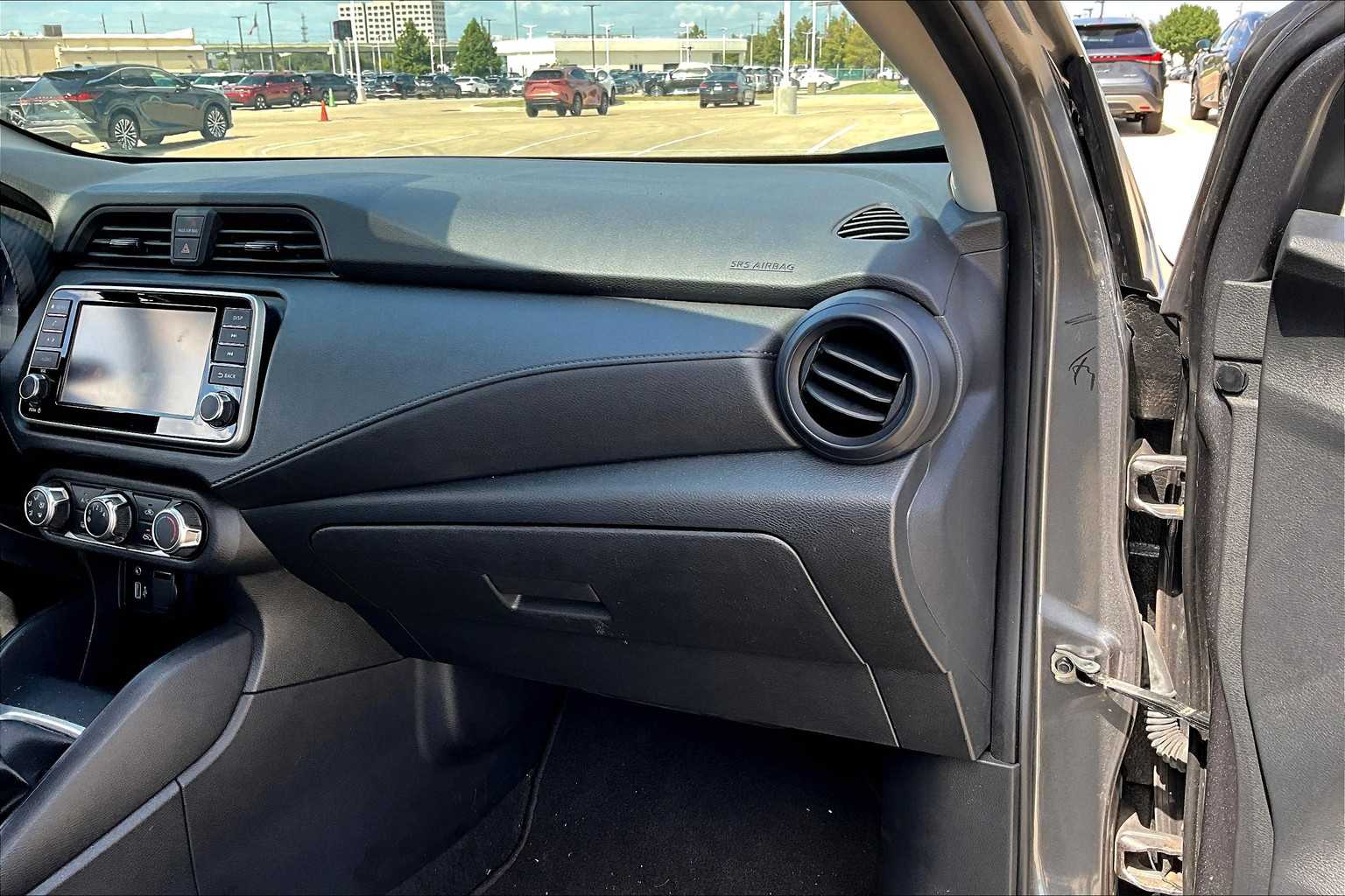 2023 Nissan Versa S photo 16