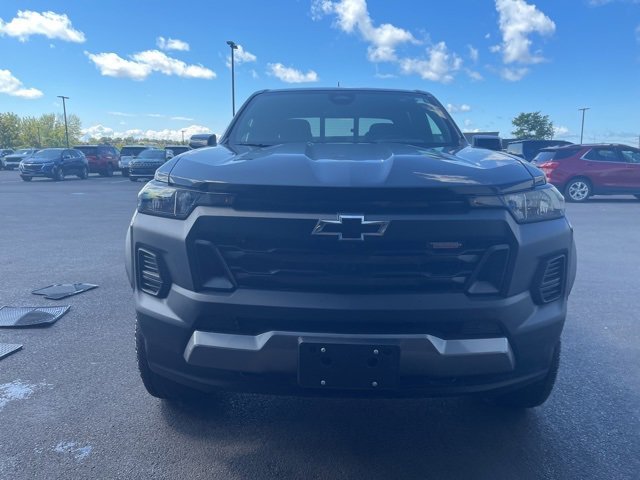 2026 Chevrolet Colorado Trail Boss photo 2