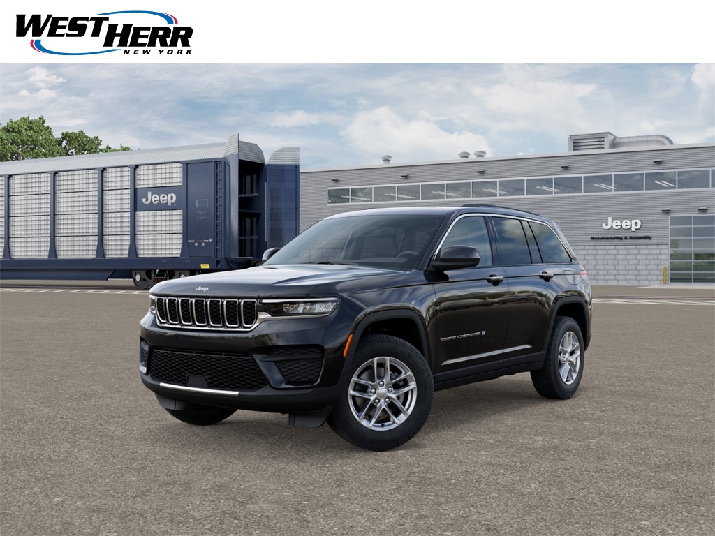 2025 Jeep Grand Cherokee Laredo's photo
