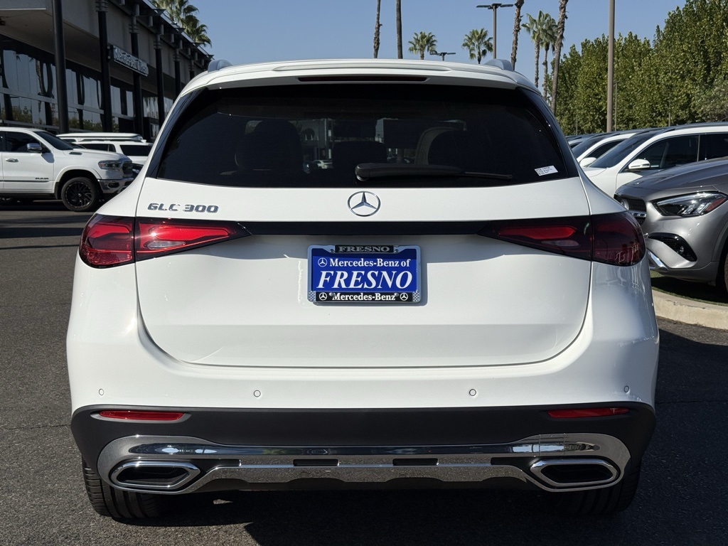 2026 Mercedes Benz GLC 300 photo 10