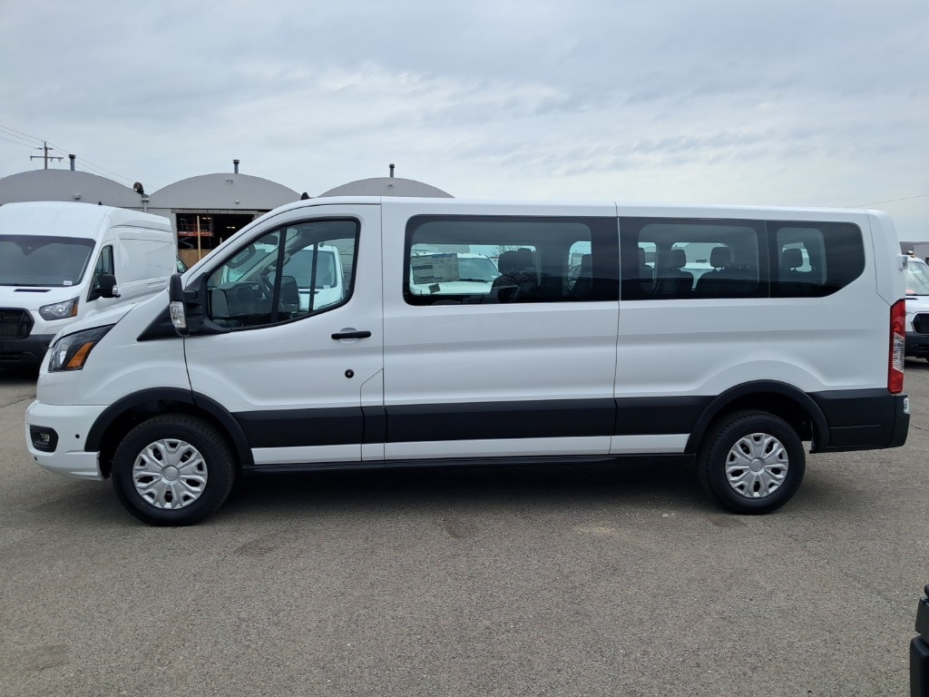 2024 Ford Transit photo 3