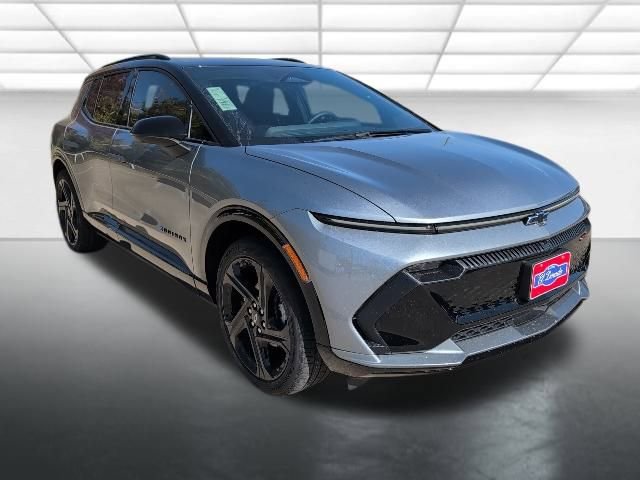 2026 Chevrolet Equinox EV RS's photo