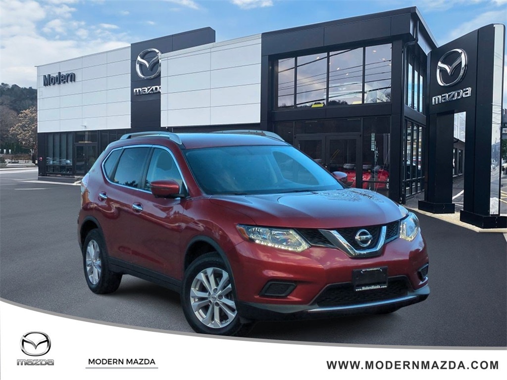 2016 Nissan Rogue SV's photo