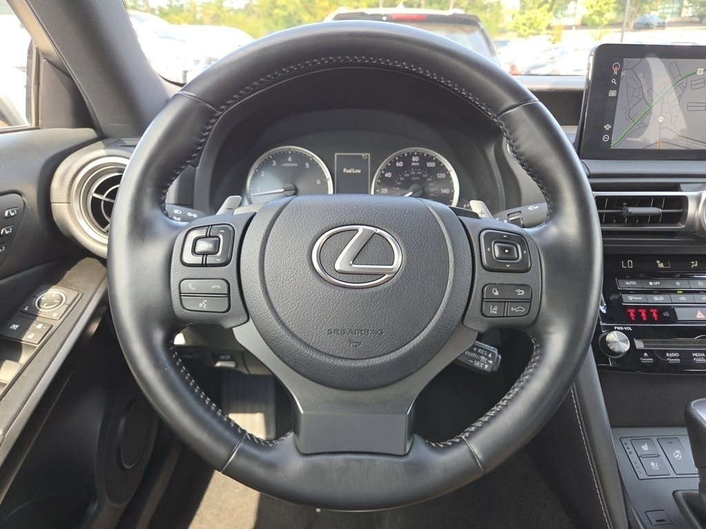 2022 Lexus IS 300 photo 30