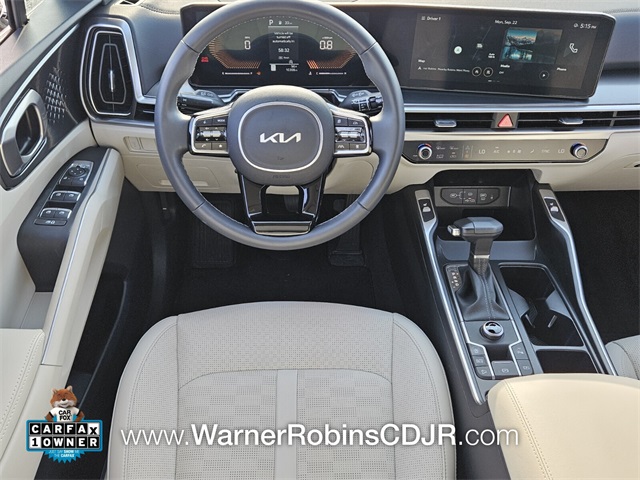 2025 Kia Sorento S photo 6