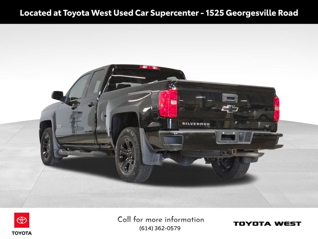 2017 Chevrolet Silverado 1500 LT photo 4
