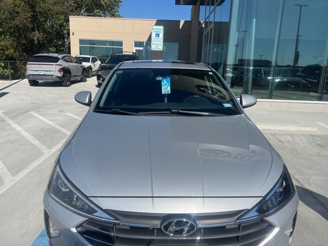 2019 Hyundai Elantra Value Edition photo 2