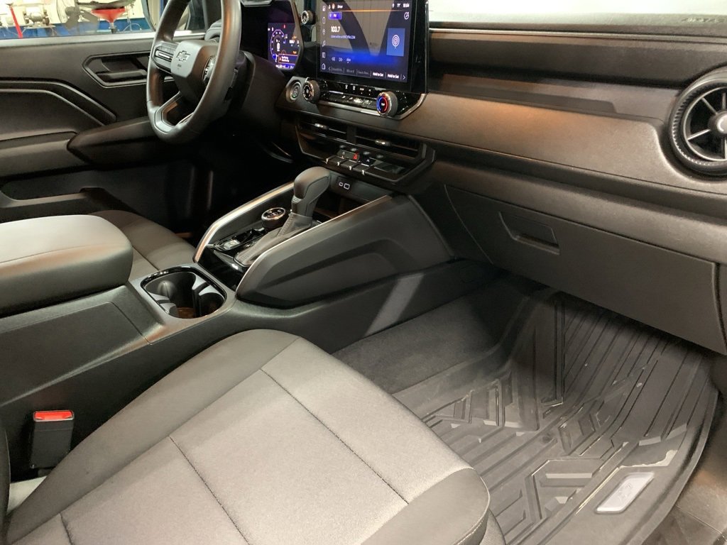 2024 Chevrolet Colorado Trail Boss photo 11