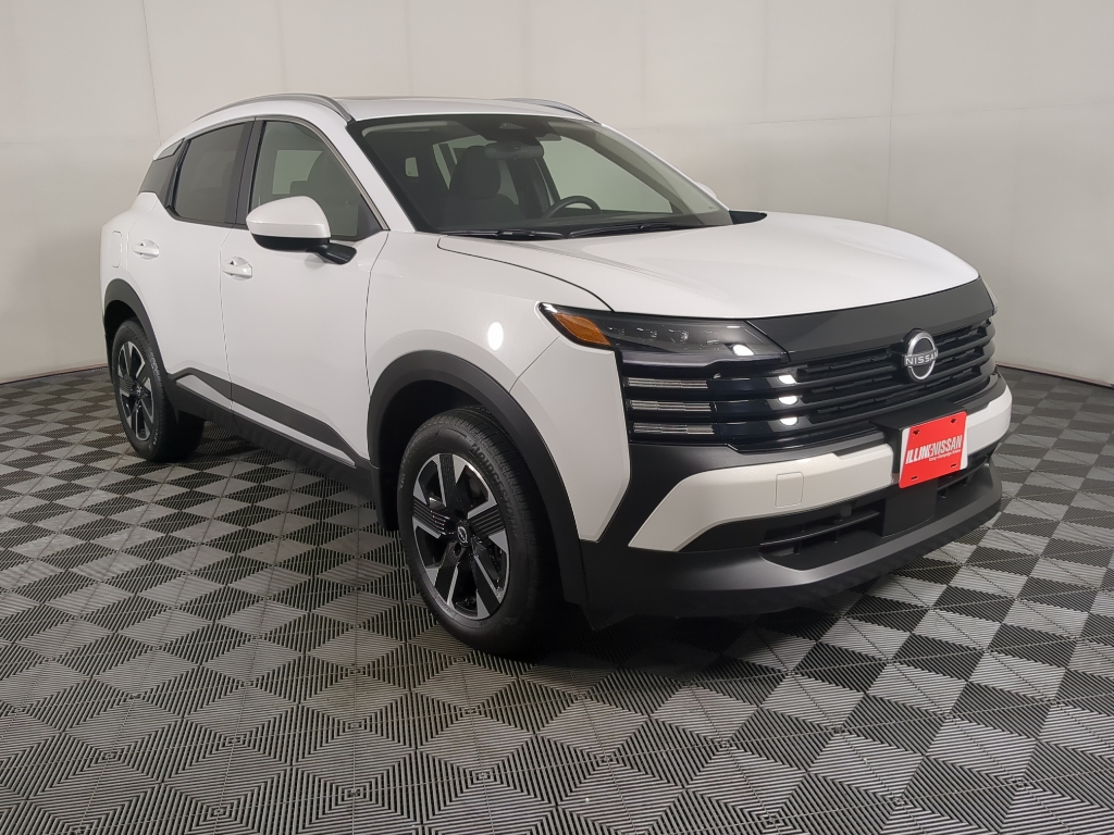 2025 Nissan Kicks SV AWD's photo