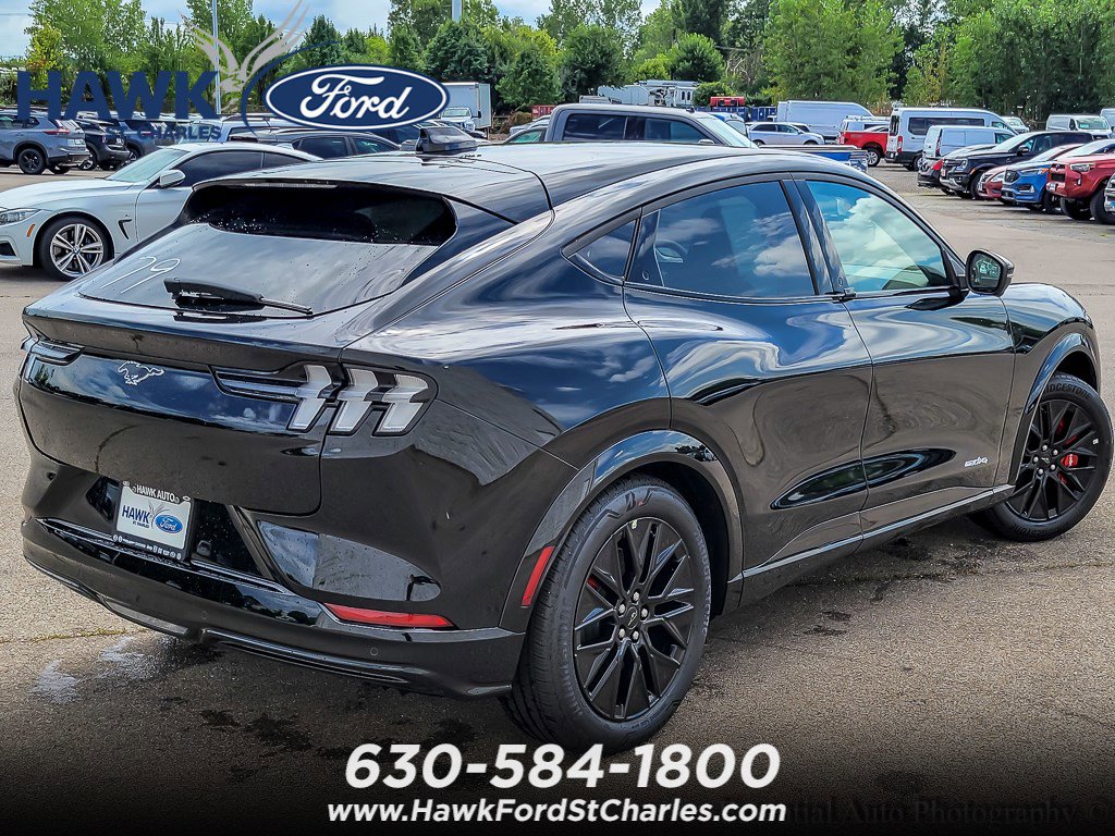 2025 FORD MUSTANG MACH-E - Image 6