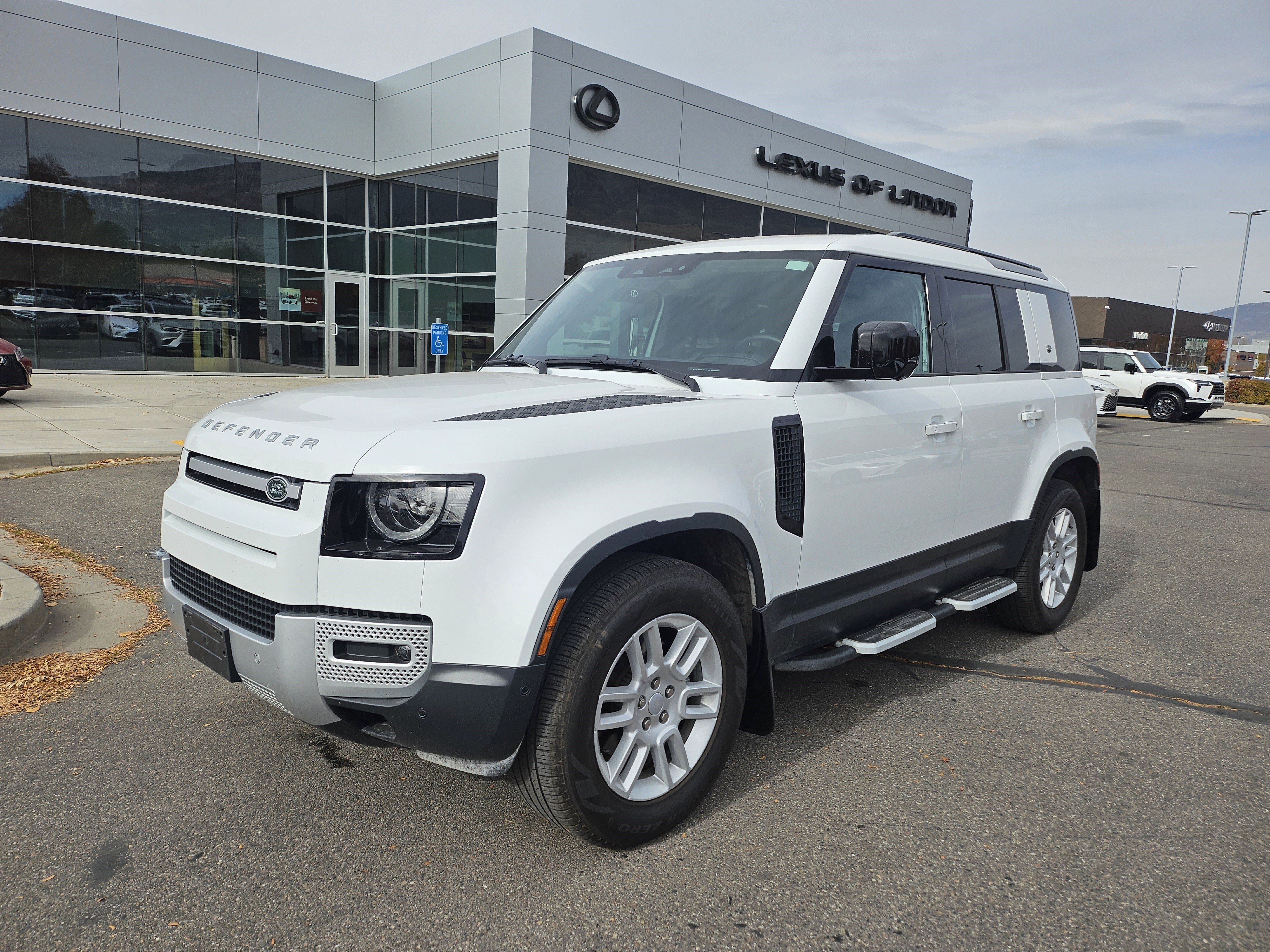 2024 Land Rover Defender S