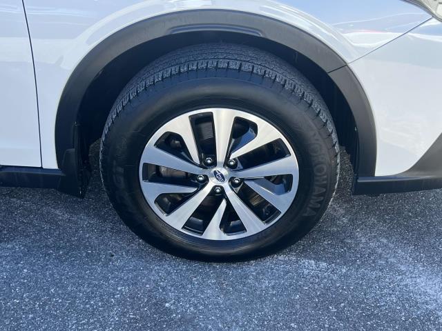 2022 Subaru Outback Premium photo 5