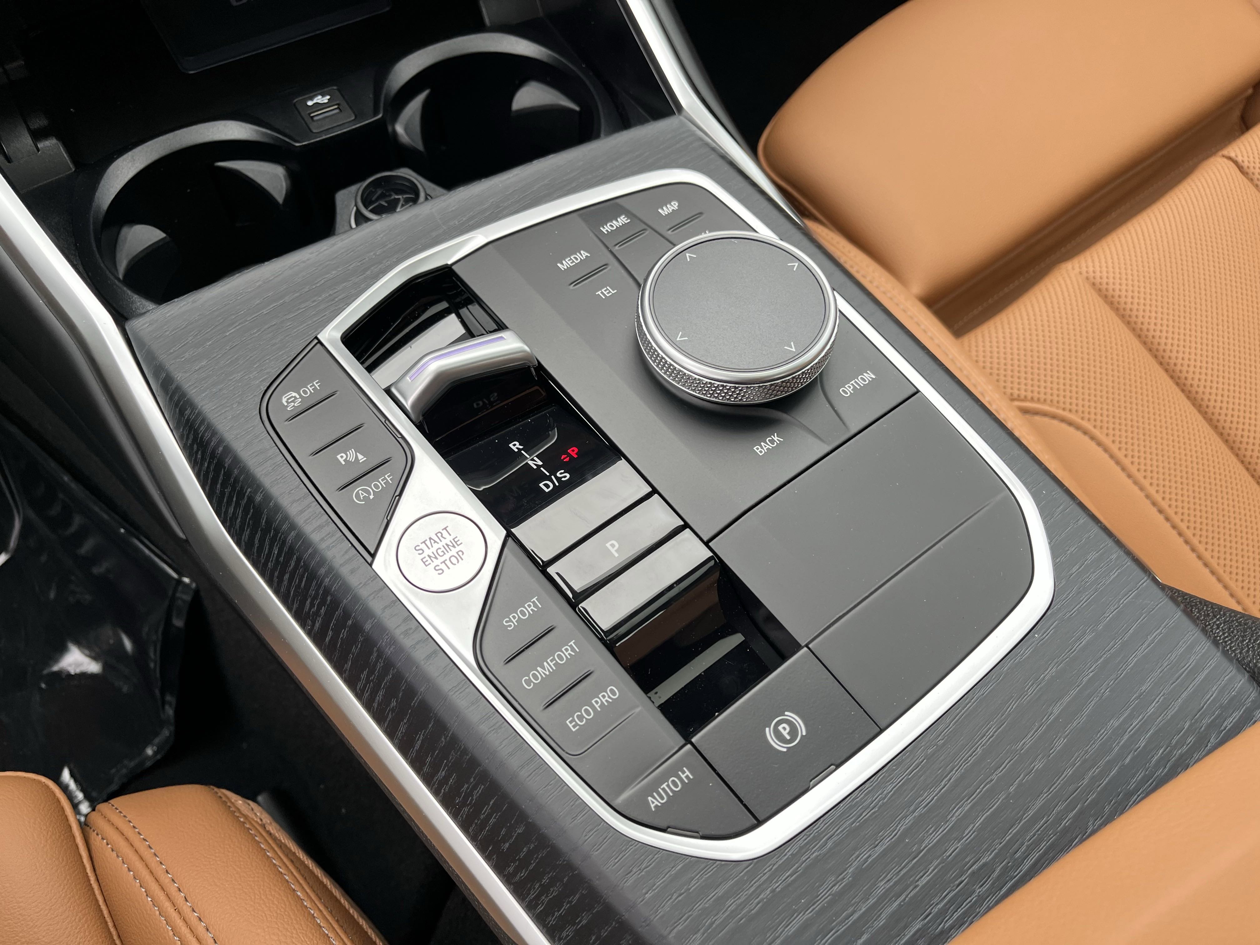 2025 Bmw 330i 330i xDrive photo 3