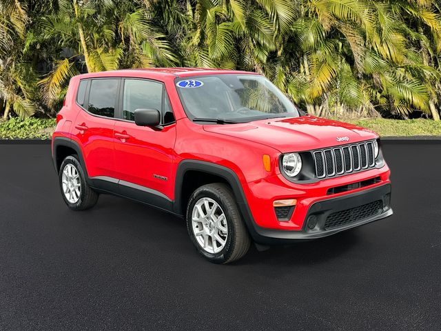 2023 Jeep Renegade Latitude photo 2