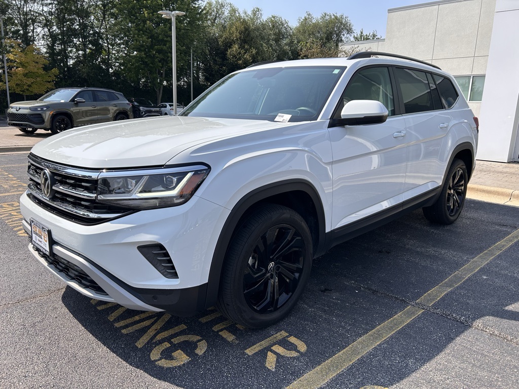 2023 Volkswagen Atlas V6 SE Technology photo 3