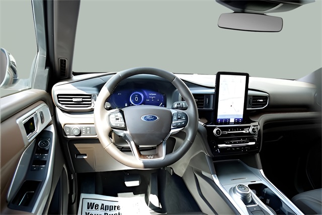 2022 Ford Explorer King Ranch photo 15
