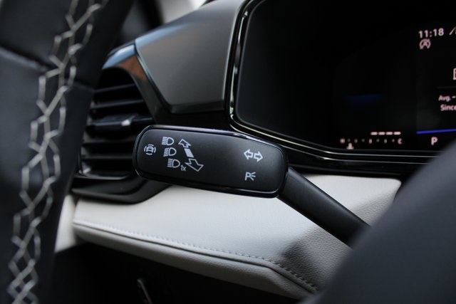 2025 Volkswagen Taos S photo 2