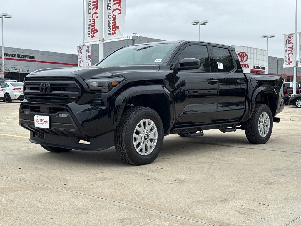 2025 Toyota Tacoma SR5's photo