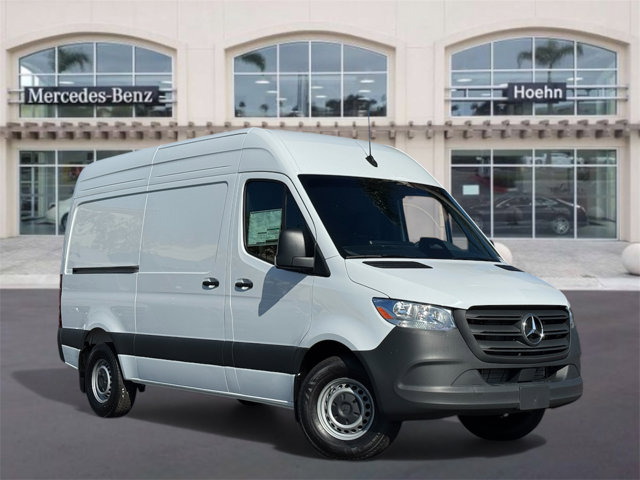 2026 Mercedes-Benz Sprinter Cargo Van Base's photo
